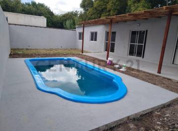 Casa · 145m² · 4 Ambientes · 2 Cocheras · Venta – Casa Quinta a Estrenar