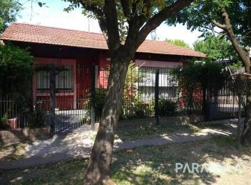 Casa · 110m² · 3 Ambientes · 2 Cocheras · Casa en Venta - Ituzaingó Norte - Ombu Al 2300