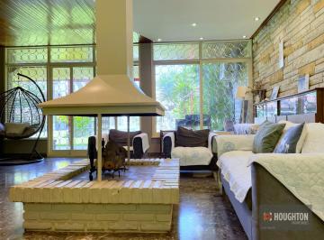 Casa · 541m² · 7 Ambientes · 4 Cocheras · Casa Americana en Venta - 7 Ambientes y Amplio Terreno - Florida