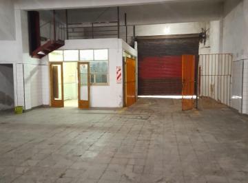 Bodega-Galpón · 270m² · Venta de Galpon Comercial - Av Champagnat