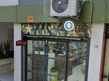 Local comercial , Once · Local Peron y Pasteur. 100 m en 2 Plantas. Renta Usd 2.500
