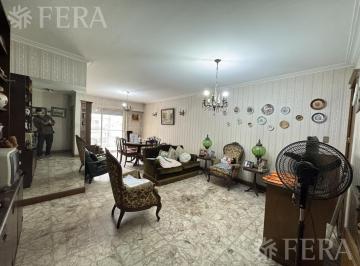 Departamento de 3 ambientes, Recoleta · Venta Departamento 3 Ambientes con Baulera y Balcón en Recoleta