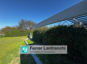 Casa · 300m² · 7 Ambientes · 1 Cochera · Casa en Venta Causana