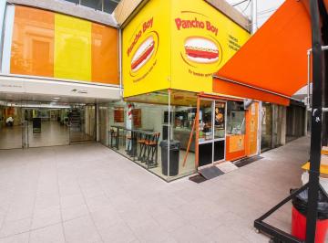 Local comercial · 101m² · Localventa Local Comercial Sobre La Galería Santa Fe.