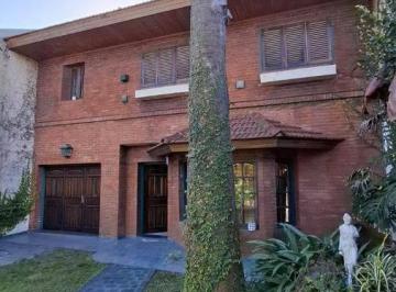 Casa · 180m² · 6 Ambientes · 1 Cochera · Casas en Venta en Luis Guillon