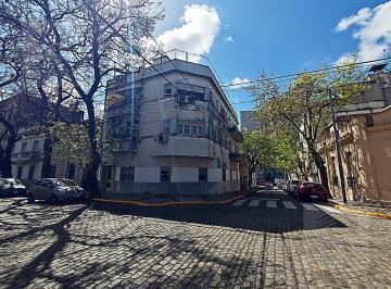 Departamento · 65m² · 3 Ambientes · 3 Amb. Al Frente - por Escalera - Caballito - Se Acepta Propiedad en Parte de Pago por Menor Valor.