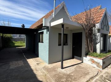Casa de 4 ambientes, Saladillo · Casa de 2 Dorm. en Venta ¡Lista Para Mudarte!