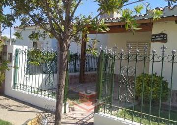 Casa · 59m² · 3 Ambientes · 2 Cocheras · En Venta Casa en Intuzaingo Anexo Cordoba con Gas Natural Ref: 2171