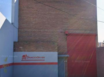 Local comercial · 194m² · 3 Ambientes · 2 Cocheras · Local Industrial de Lote 8.66x30.80! Munro