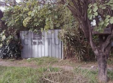 Terreno · 246m² · Venta Lote Terreno 247 m² Excelente Zona Lanus