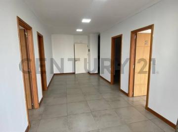 Departamento · 82m² · 4 Ambientes · Venta 4 Ambientes 82 m² - Banfield