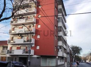 Departamento · 48m² · 3 Ambientes · Venta 3 Ambientes C/ Balcon Al Frente en Barracas