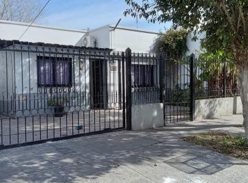 Casa · 118m² · 4 Ambientes · 3 Cocheras · Venta Casa 4 Ambientes