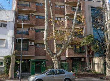 Departamento de 3 ambientes, Rosario · Bvd. Oroño 14 Bis Departamento Dos Dorm. con Patio Esclusivo Planta Baja