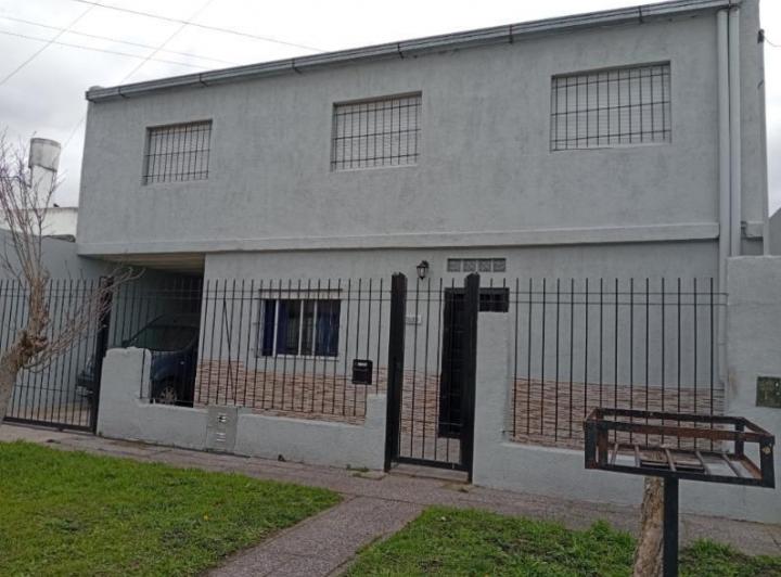 Casa · 93m² · 5 Ambientes