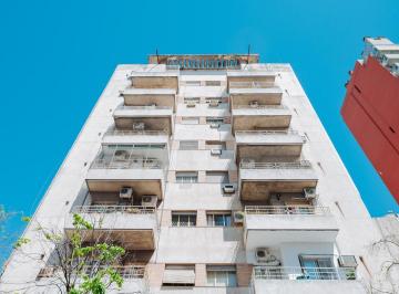 Departamento · 92m² · 4 Ambientes · 1 Cochera · Departamento en Venta 2 Dorm. con Cochera Cordoba 2300