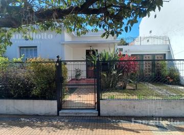 Casa · 164m² · 3 Ambientes · 1 Cochera · Casa en Remedios de Escalada