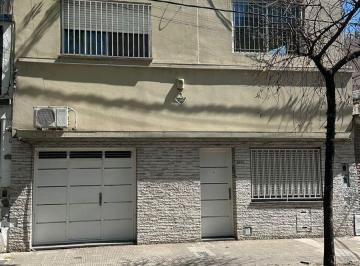 Casa de 4 ambientes, Rosario · Venta - Casa - 3 Dorm. - Mitre 2600