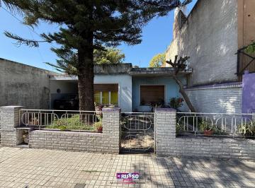 RUS-RUS-10378_2 · Venta Casa 4 Ambientes Isidro Casanova