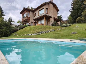 Casa · 300m² · 6 Ambientes · 2 Cocheras · Casa - Bariloche