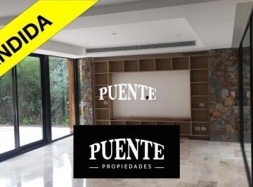 Casa · 840m² · 6 Ambientes · 2 Cocheras · Casa - Saint Thomas
