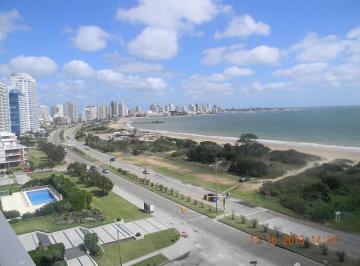 Departamento · 400m² · 4 Ambientes · Penthouse en Tunquelen II Punta del Este, Parada 6 de La Mansa.
