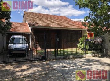 Casa · 95m² · 3 Ambientes · 3 Cocheras · Chalet - Monte Grande - 2 Dorm. - Vende Gabriel Suarez - Alquiler - Garaje