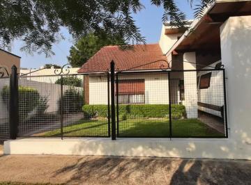 Casa · 110m² · 5 Ambientes · 1 Cochera · Casa - Llavallol