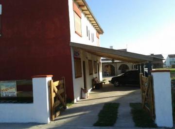 Departamento · 200m² · 7 Ambientes · 3 Cocheras · Vendo Duplex en Santa Clara, Ideal Inversor.