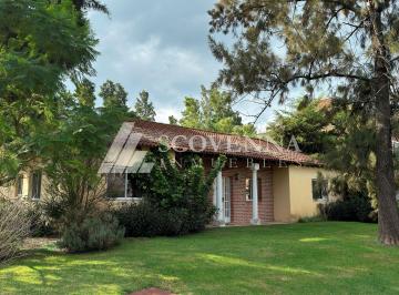 Casa de 5 ambientes, Pilar · Retasada! Venta de Casa Tipo Chalet - Bº La Campiña - Pilar