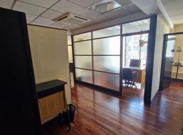 Foto · Oficina en Alquiler - Av Colón Centro - Equipada