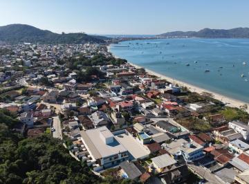 Departamento de 2 ambientes, Brasil · Oportunidad a 80 m del Mar. Playa de Zimbros. Bombinha Brasil. Departamento 1 Dormitorio + Estac