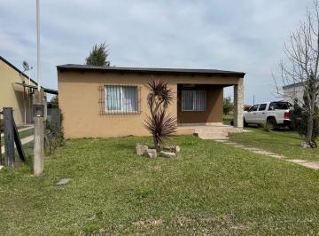 Casa · 60m² · 1 Dormitorio · Vendo Casa con Pileta en Pronunciamiento, Entre Ríos.