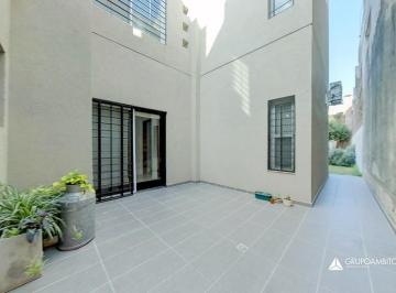 Casa · 180m² · 6 Ambientes · 1 Cochera · Venta Casa 3 Dorm. Cochera Calidad Rosario