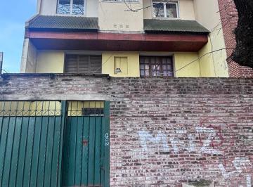 Casa · 290m² · 5 Ambientes · 1 Cochera · Casa en Muñiz