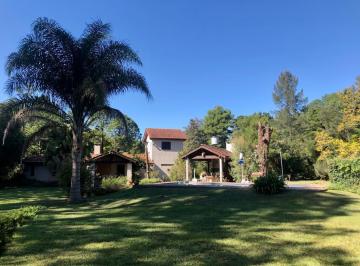 Casa · 135m² · 4 Ambientes · 1 Cochera · Oportunidad - Casa con 3600 m² de Parque en Cardales