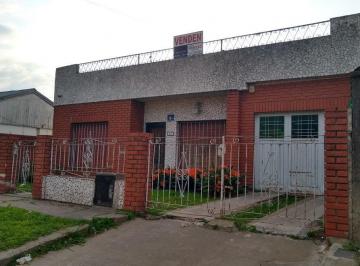 Casa de 4 ambientes, Florencio Varela · Venta Casa a 100 Av Senzabello Sentido Cruce varela,(Pte. Sarmiento)