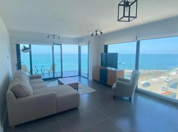 Departamento · 153m² · 4 Ambientes · 1 Cochera · Apartamento - Peninsula. Frente Al Mar. 3 Dorm. y Parrillero de Uso Exclusivo