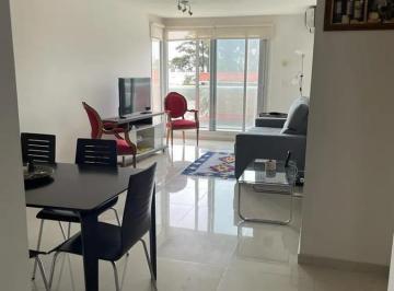 Departamento · 70m² · 3 Ambientes · 1 Cochera · Apartamento - Roosevelt
