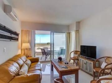 Departamento · 122m² · 3 Ambientes · 1 Cochera · Playa Mansa