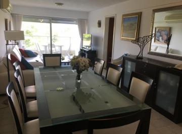 Departamento · 3 Ambientes · Roosevelt