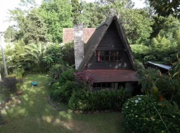 Casa · 50m² · 2 Ambientes · 1 Cochera · Pinares