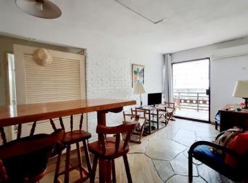 Departamento · 64m² · 3 Ambientes · 1 Cochera · Playa Mansa