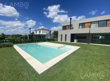 Casa · 233m² · 8 Ambientes · 2 Cocheras · Venta - Casa - Pilara - La Calesa