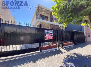 Casa · 300m² · 5 Ambientes · 4 Cocheras · Casa - San Miguel