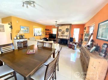 Casa · 300m² · 4 Dormitorios · 3 Cocheras · Venta Casa 4 Dorm. Barrio Cerrado Punta del Este