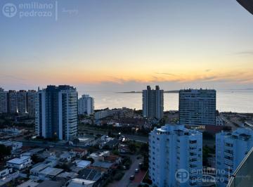 Departamento · 44m² · 2 Ambientes · 1 Cochera · Alquiler Departamento 1 Dormitorio Punta del Este Garage