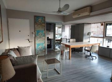 Departamento · 41m² · 3 Ambientes · Alquiler Temporal 3 Amb. en Balvanera C Balcon Ater