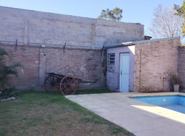Casa de 4 ambientes, Colastiné · Casa Quinta en Las Paltas