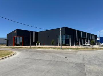 Depósito · 857m² · 4 Cocheras · Depósito en Alquiler en San Martin
